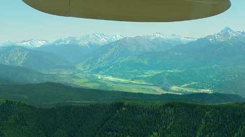 Aspen Airport (KASE) viewed from the East