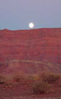 Moon rise over the Marble Canyon Cliffs